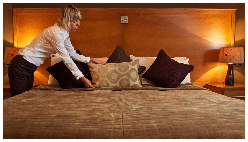 Wallis Arms Hotel Millstreet Room photo