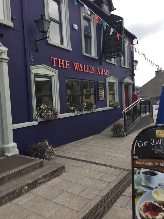 Wallis Arms Hotel Millstreet Exterior photo